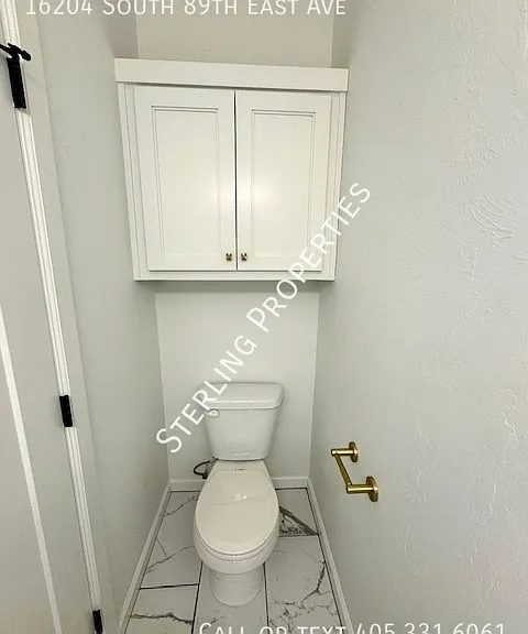 16204 S 89th East Ave — Photo 36