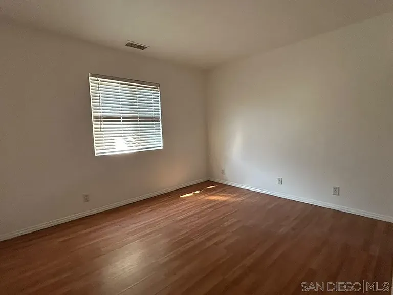 743 Park Pl — Photo 17