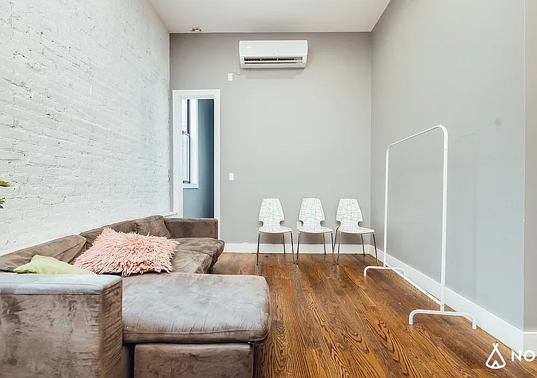 60-15 Myrtle Ave #R — Photo 12