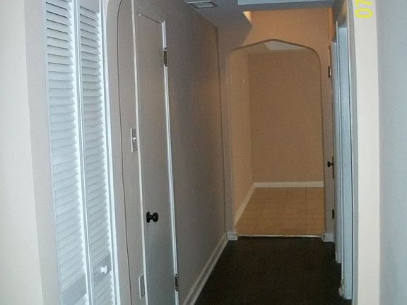 3rd image of 7842 S Luella Ave