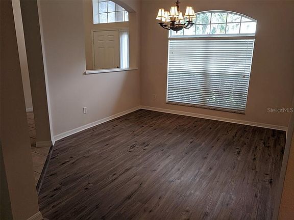 4th image of 10115 Marsh Pine Cir