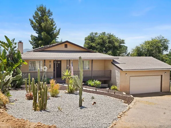 719 7th St, Ramona, CA 92065