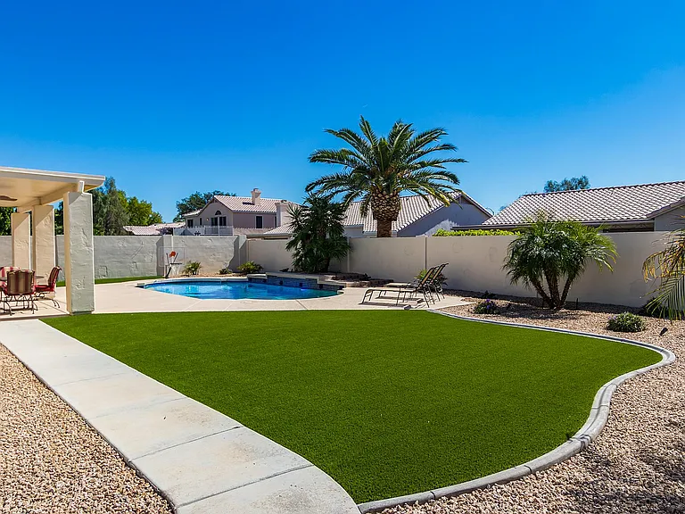 7269 W Robin Ln — Photo 23