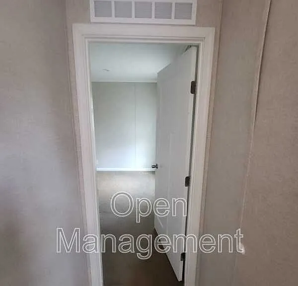 3416 Kramers Ln #40 — Photo 13