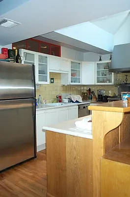 Rented by Tower Brokerage | media 28