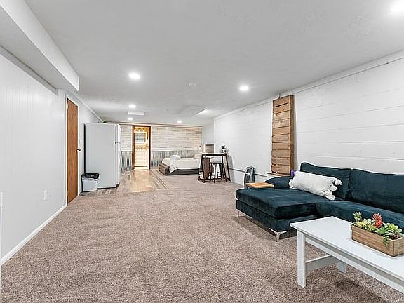 5th image of 2505 W 28th St
