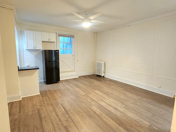 3rd image of 44 E 92nd St APT 2D