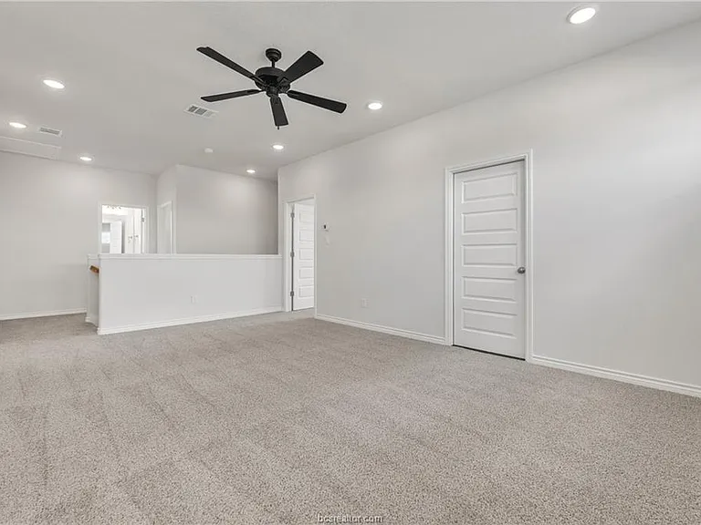 2545 Leyla Ln — Photo 22