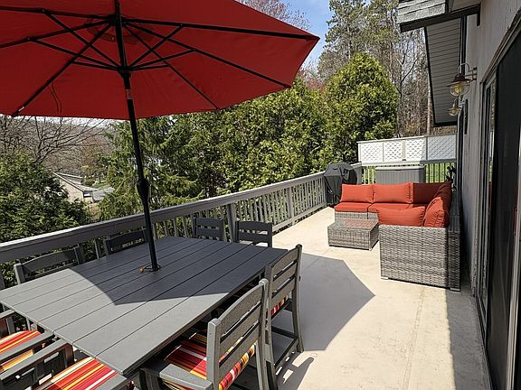 5th image of 50 Valley View Lane