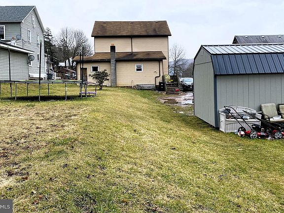 4th image of this home