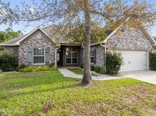 58 Tantallon Dr, Ocean Springs, MS 39564
