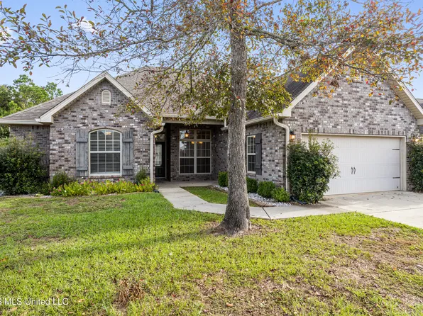 58 Tantallon Dr, Ocean Springs, MS 39564