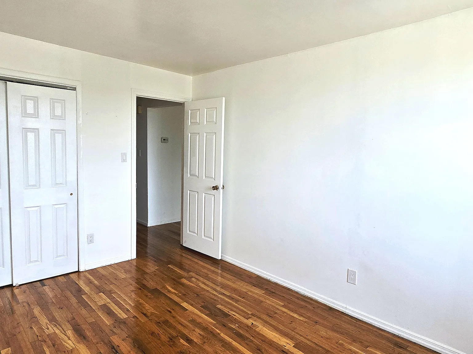3 bed, 770 sqft, $3,500 — Photo 4