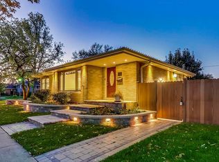 911 S Prospect Ave, Elmhurst, IL 60126