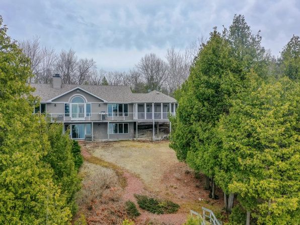 6817 Bay Shore Dr, Egg Harbor, WI 54209