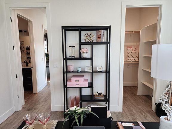 Private Suite - Bed Room