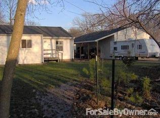 6010 Cypress St, Haslett, MI 48840