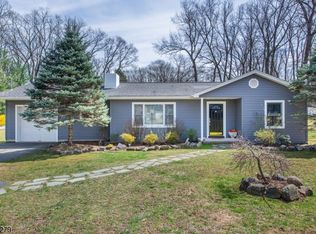 181 Fox Hill Rd, Denville, NJ 07834