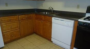 5th image of 4 Kensington Cir APT B