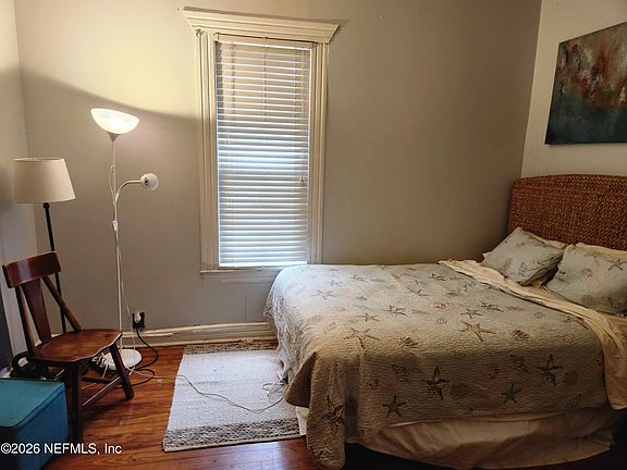 5th image of 276 MCDUFF Avenue S