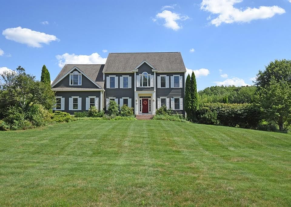 15 Smith St, Westborough, MA 01581 | Zillow