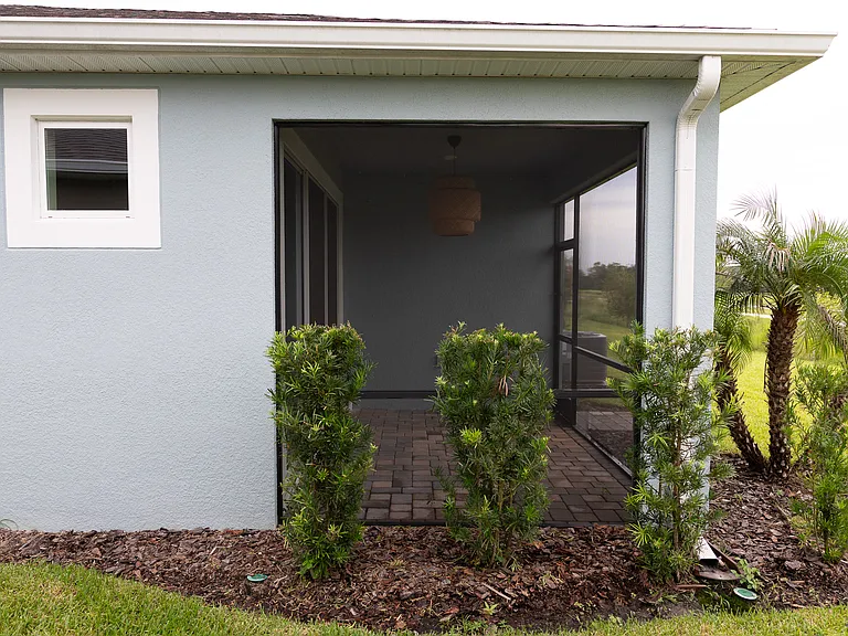 Screened Lani View #2.