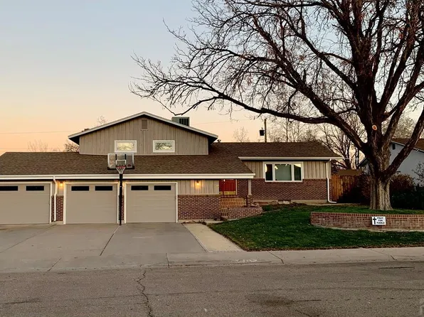 50 Fordham Cir, Pueblo, CO 81005