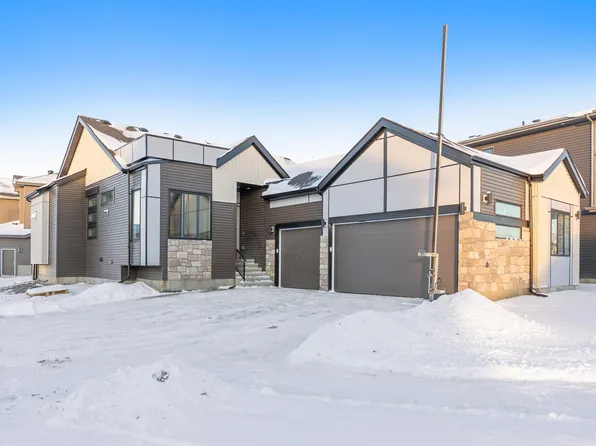96 Edgefield Way, Saint Albert, AB T8N 8A7