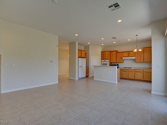 3rd image of 9240 Worsley Park Pl