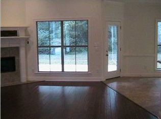 2236 Taylor Pointe Blvd, Mobile, AL 36695