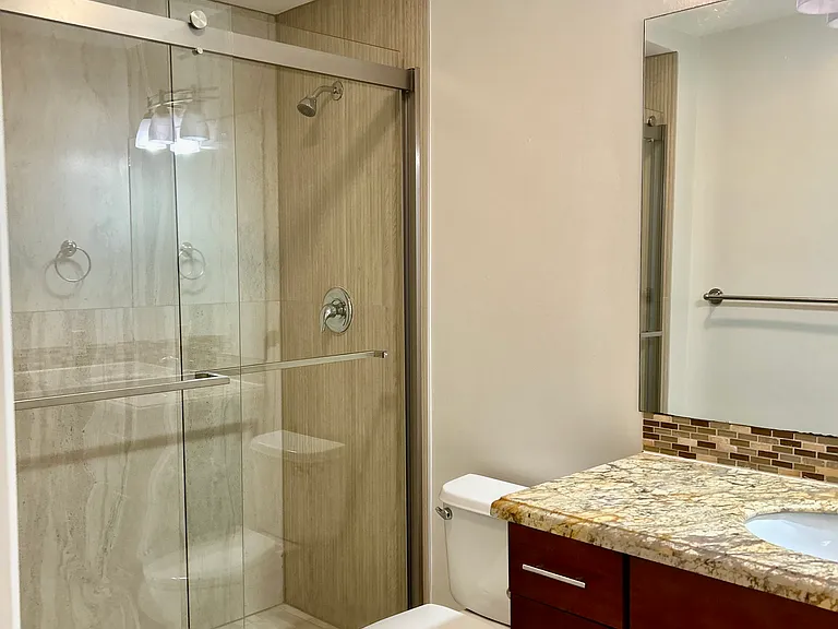 2nd bathroom