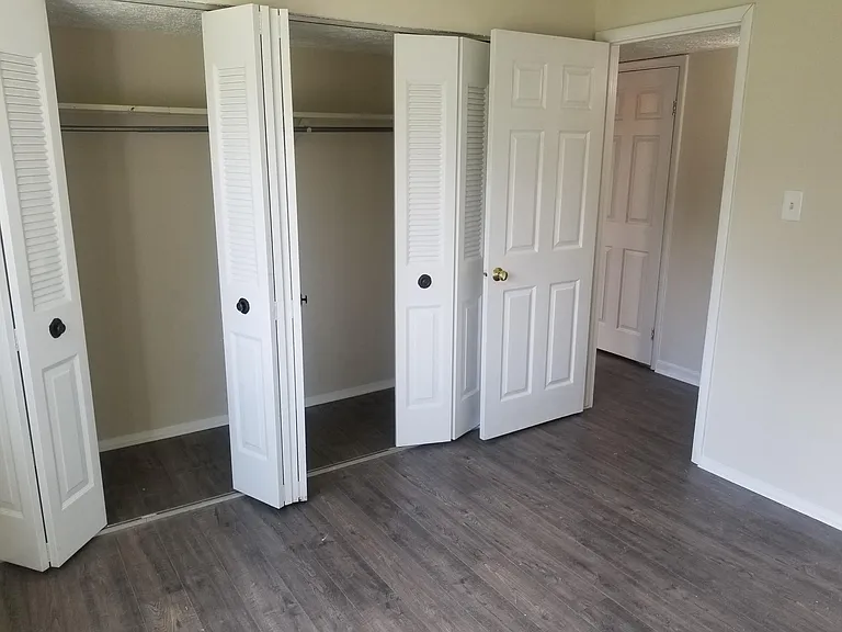 600 Heather Ridge Dr #F — Photo 18