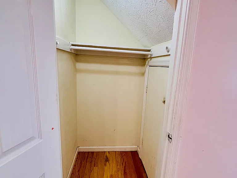 109 Scotts Point — Photo 9