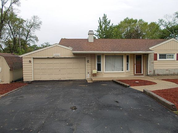 2nd image of 21264 W Engle Dr