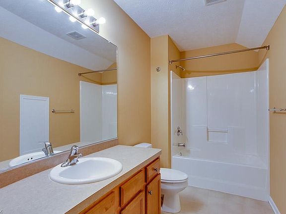 3rd image of 6525 Bayside Dr Unit 34