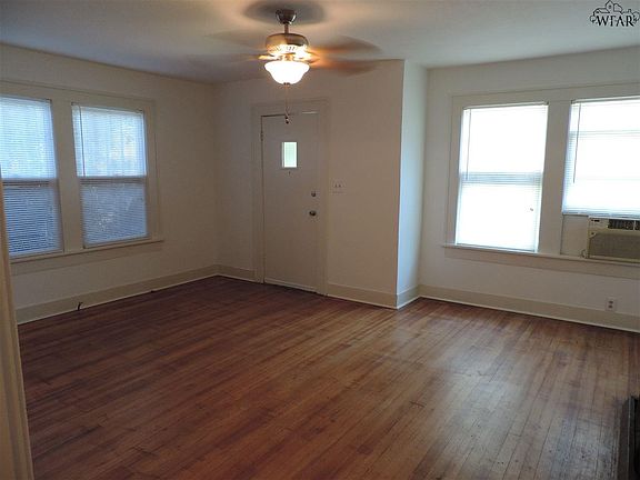 2nd image of 1723 1/2 McGregor Ave