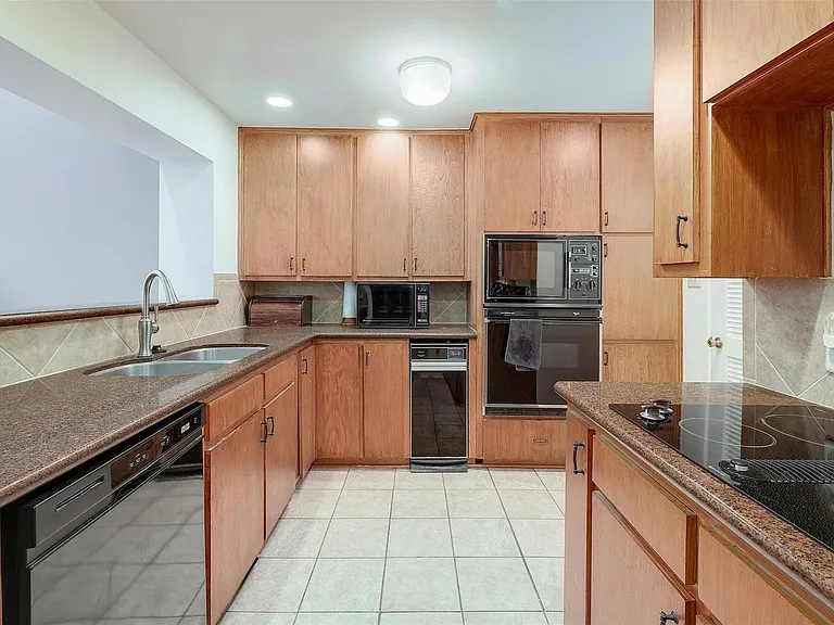 1735 Spyglass Dr #115 — Photo 8