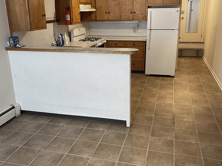 713 State St #BASEMENT — Photo 18