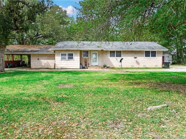 801 S Simmons St, Welsh, LA 70591