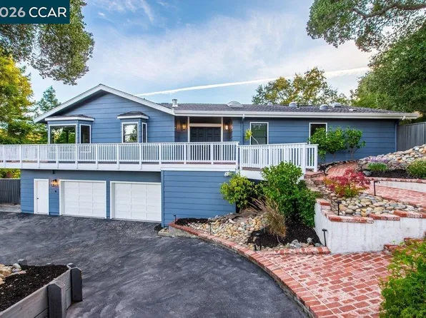 9 Valley Ct, Orinda, CA 94563