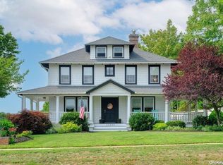 35995 Main Rd, Cutchogue, NY 11935