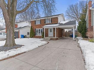 1276 Coventry Ct, Windsor, ON N8S 2W9