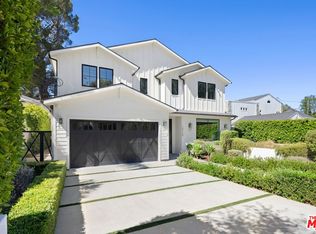 15125 Valley Vista Blvd, Sherman Oaks, CA 91403