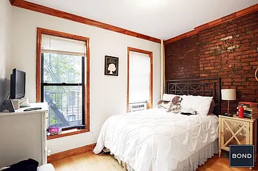 Rented by Bond New York