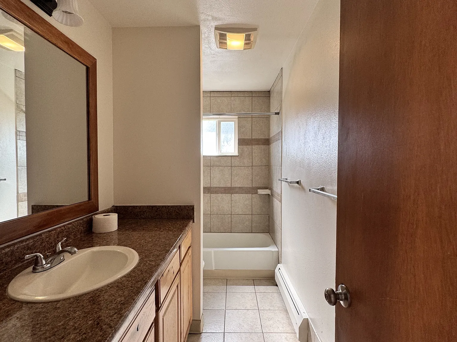 GMR - 736 Bennett Avenue # 4 - 4 — Photo 4