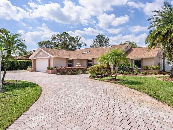 2nd image of 642 Mendoza Dr