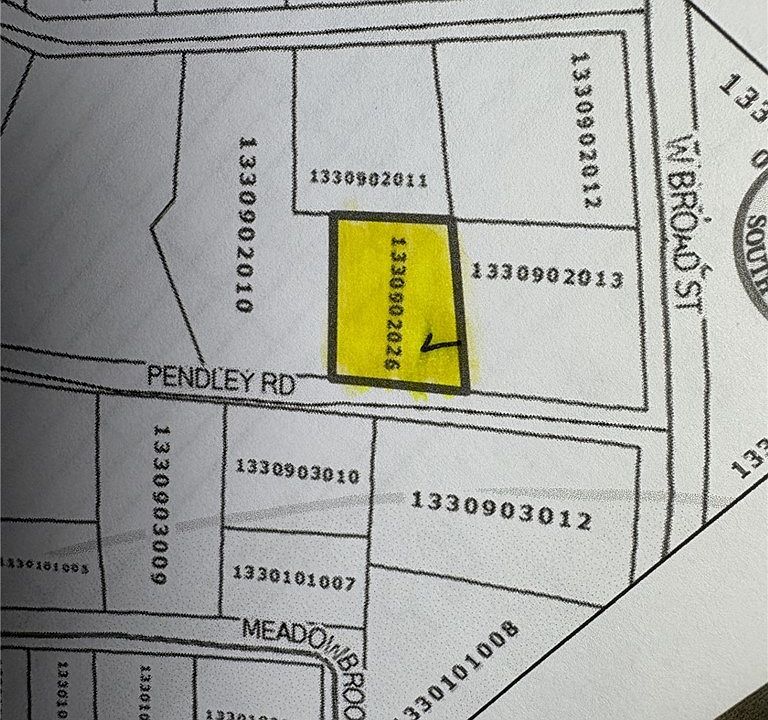 1st image of 15 Pendley Rd