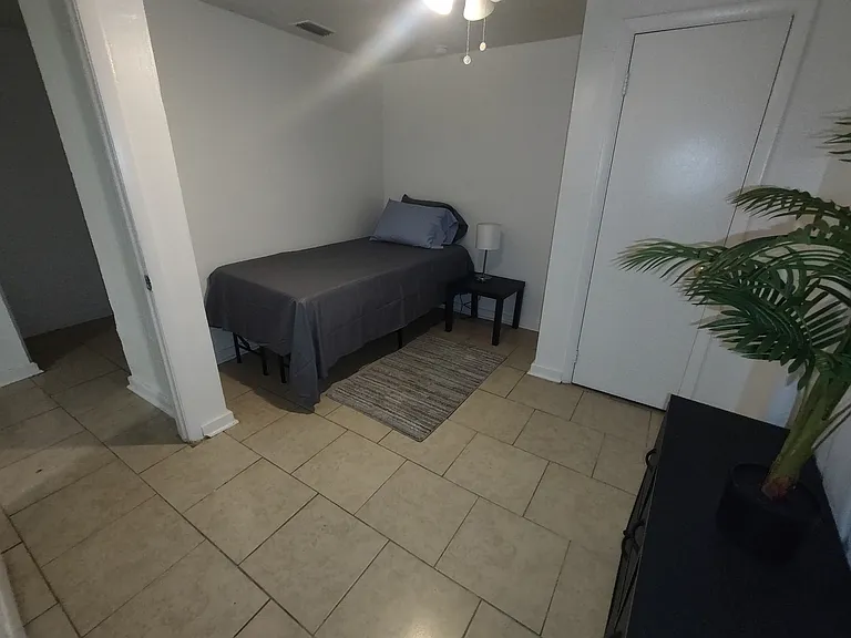 Bedroom #1