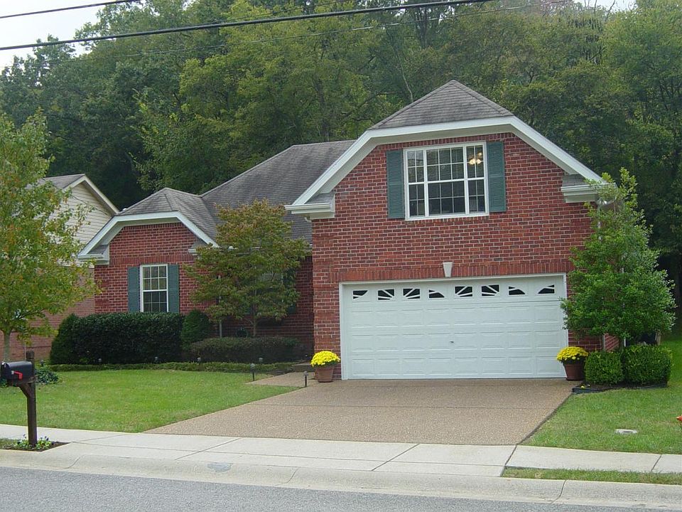 1st image of 620 Williamsport Ct