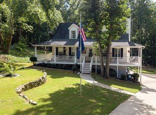 184 N Springs Ct, Acworth, GA 30101